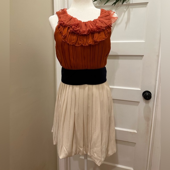 Chloe Dress Size 8 - Picture 2 of 8